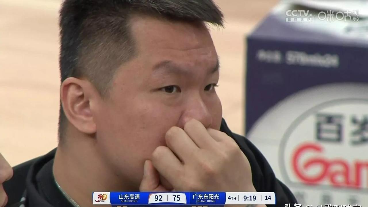 国际足联世俱杯-包含山东鲁能遭遇不幸失利，主帅大声疾呼要调整状态的词条